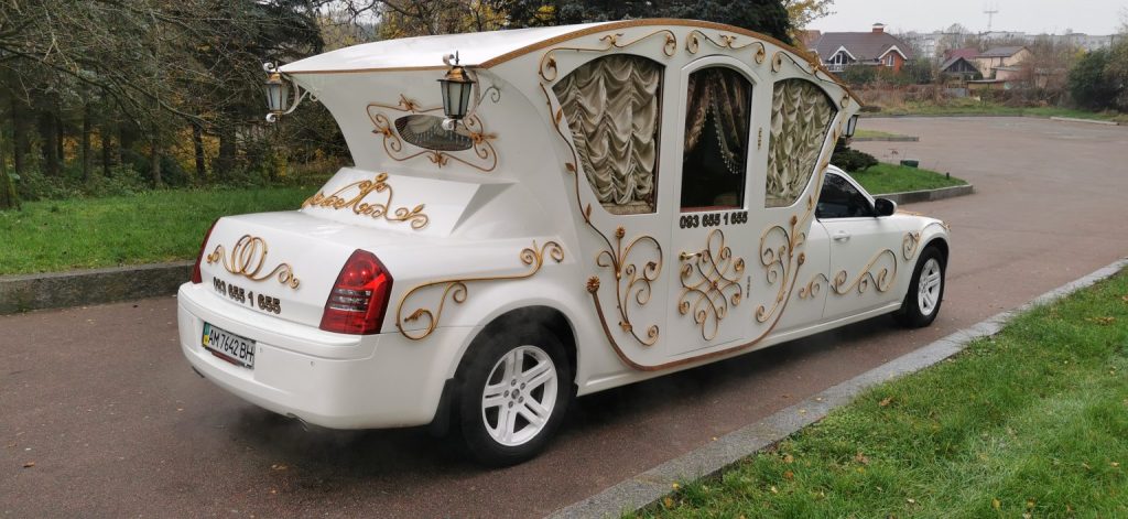 Лімузин-карета CHRYSLER 300C